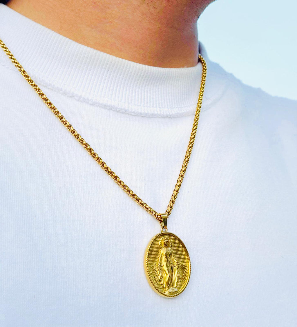 Dije Virgen clásica